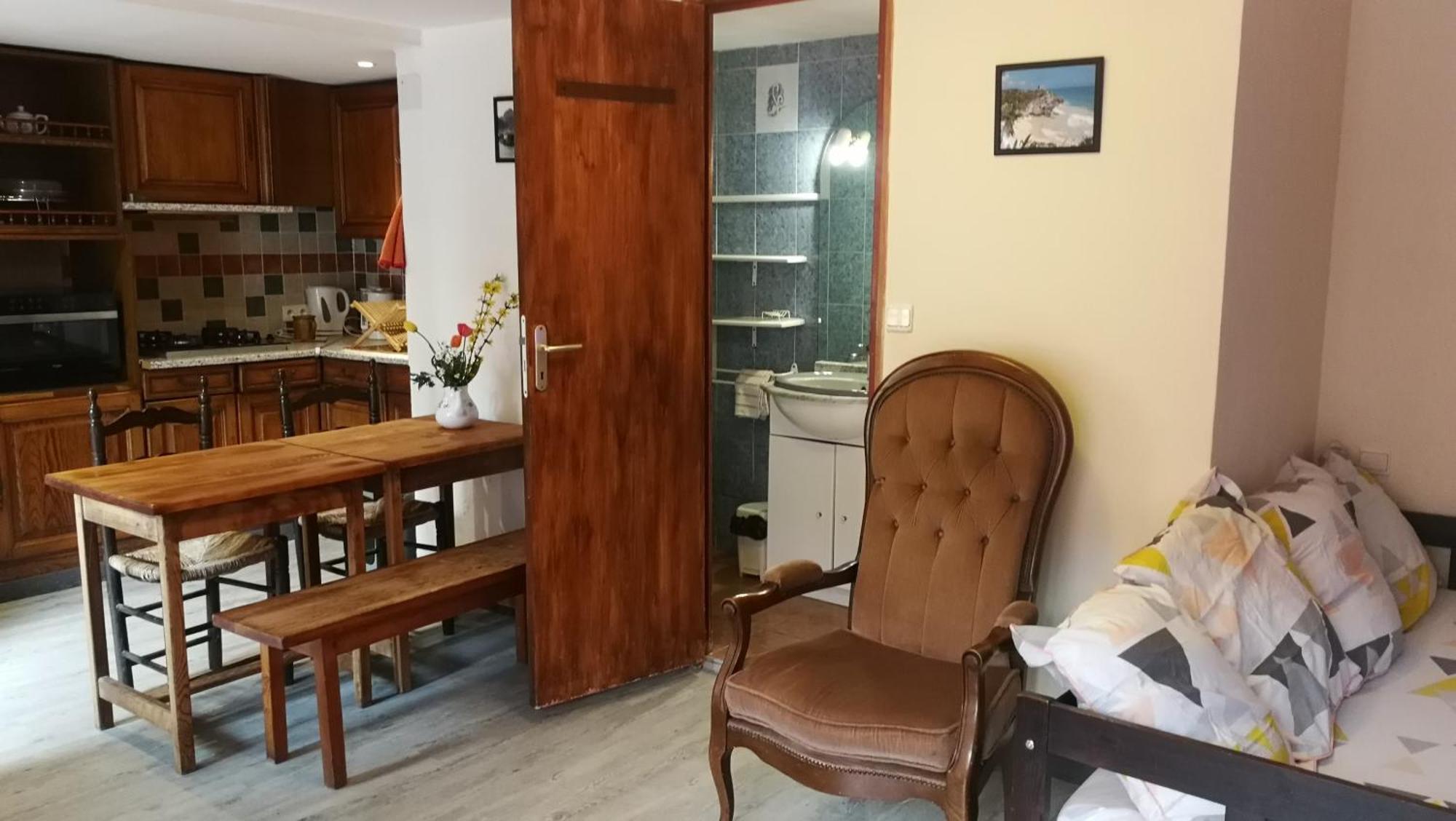La Cirerole Hotel Casteil Екстериор снимка